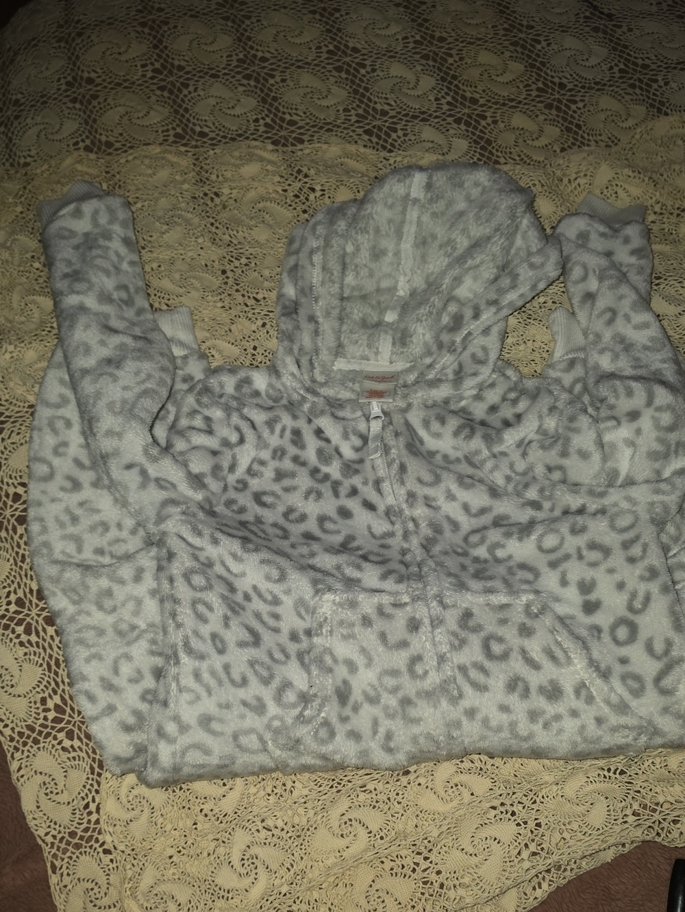 Cat & Jack Light Gray Leopard-Print Hooded Pajama Top
